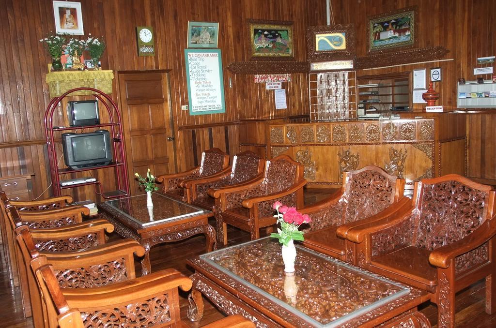 Nanda Wunn Hotel Nyaung Shwe Exterior foto