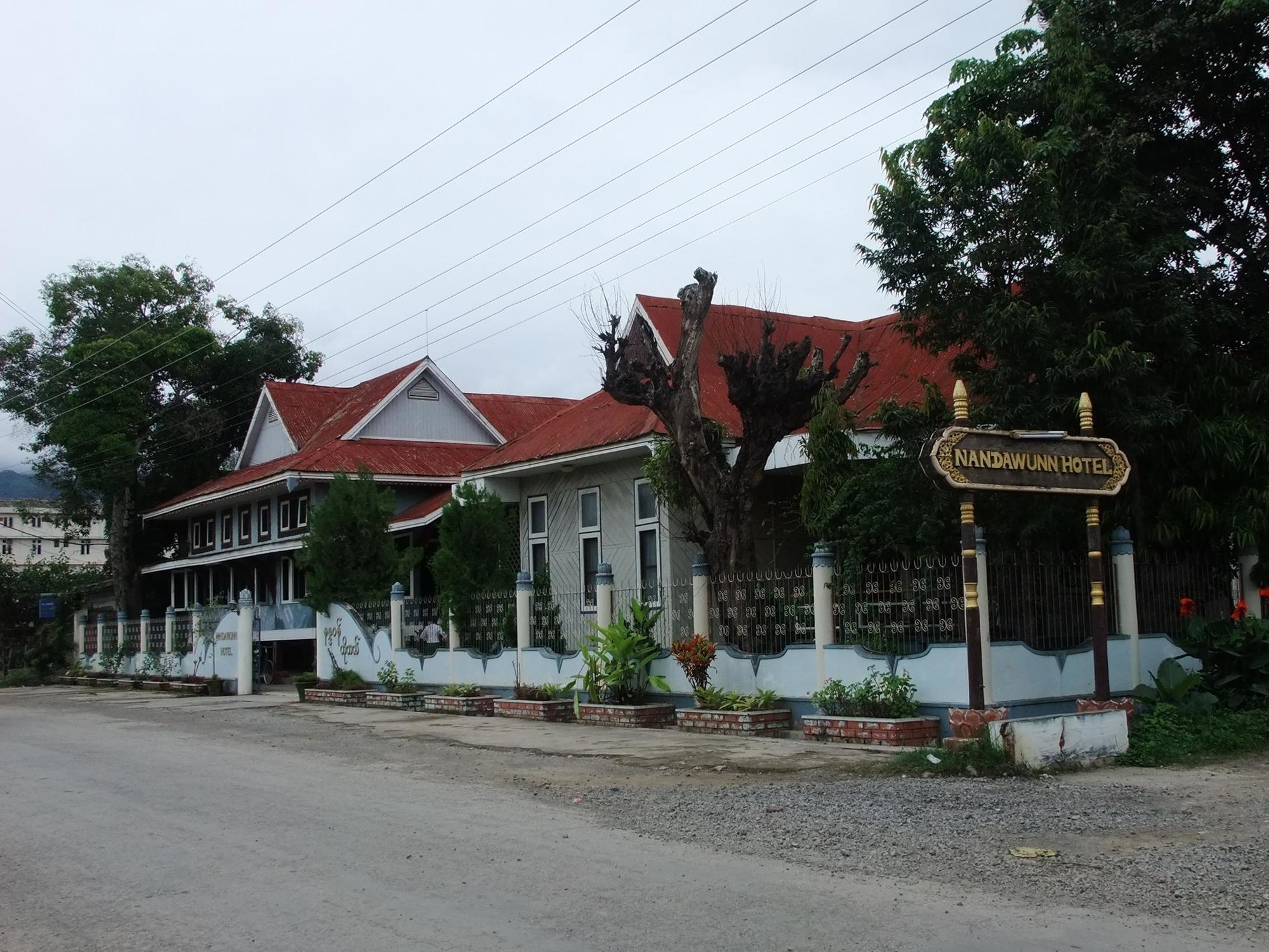 Nanda Wunn Hotel Nyaung Shwe Exterior foto