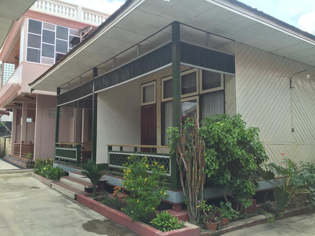 Nanda Wunn Hotel Nyaung Shwe Exterior foto